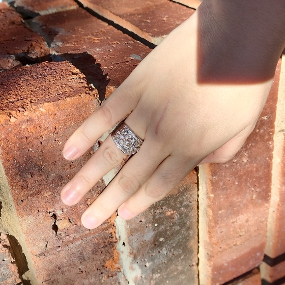Sterling silver wedding floral band - Picture 1 of 3
